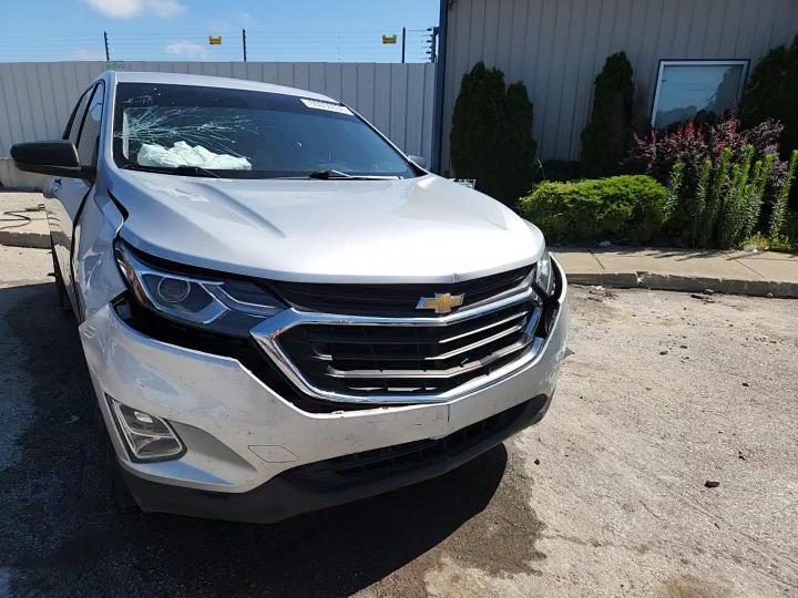 2018 Chevrolet Equinox Ls - zdjęcie 14