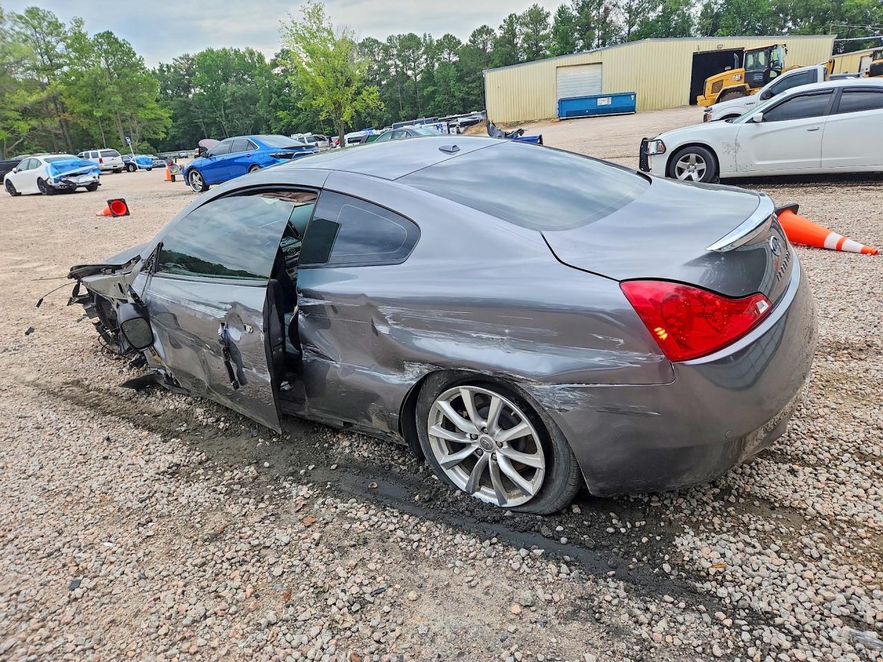 2013 Infiniti G37 Coupe Journey - zdjęcie 2