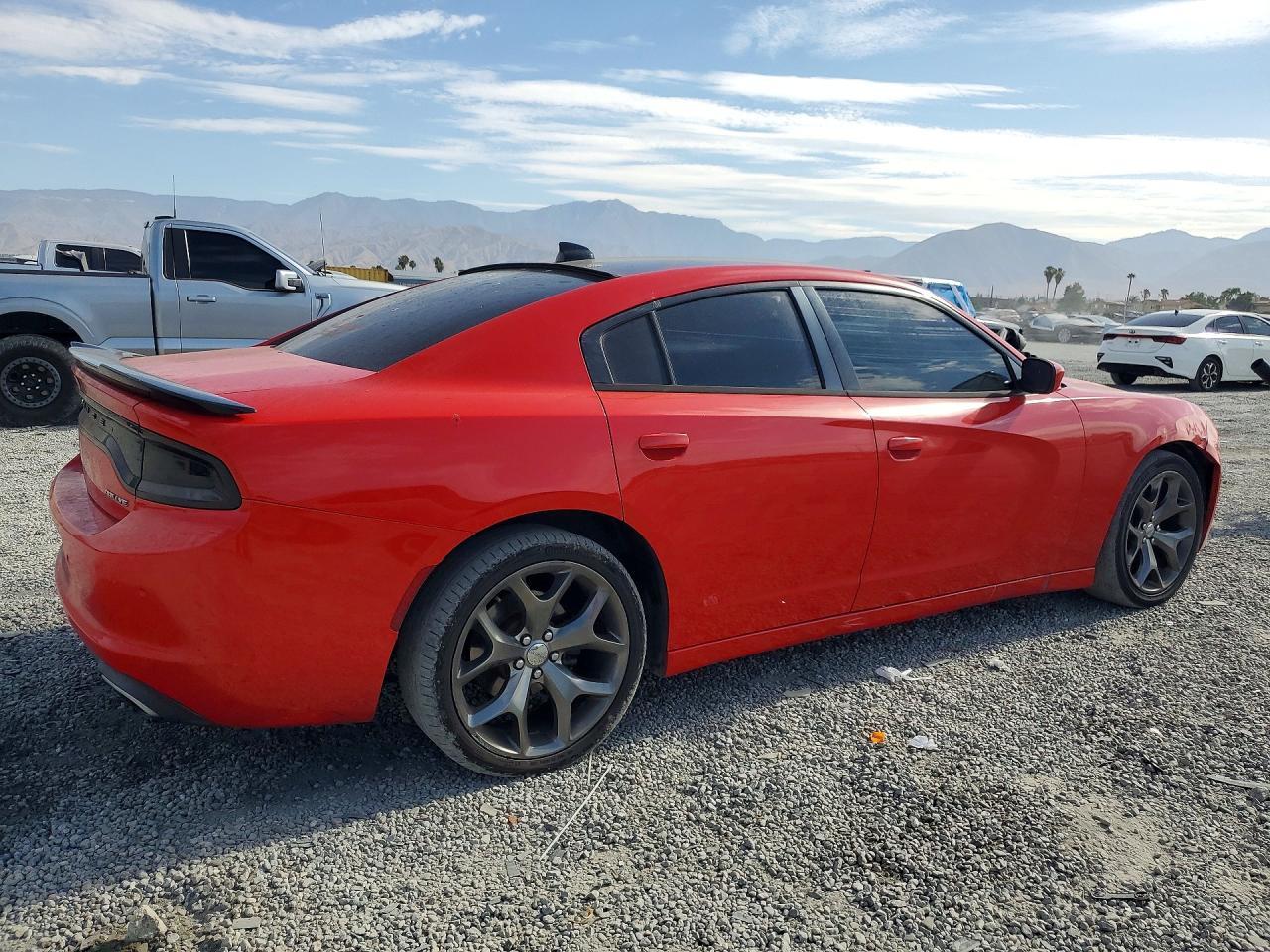 2016 Dodge Charger Sxt - zdjęcie 3