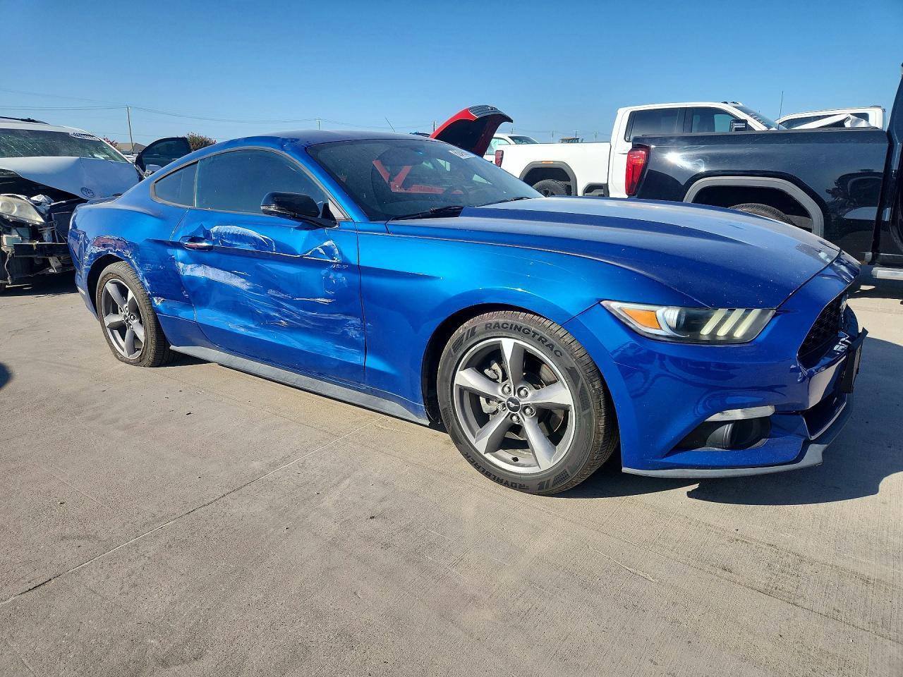 2017 Ford Mustang - zdjęcie 4