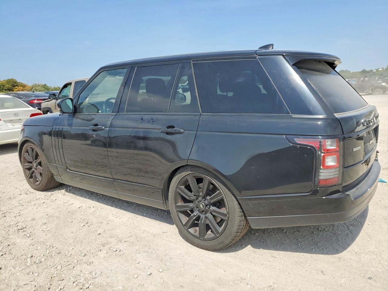 2017 Land Rover Range Rover Supercharged - zdjęcie 2