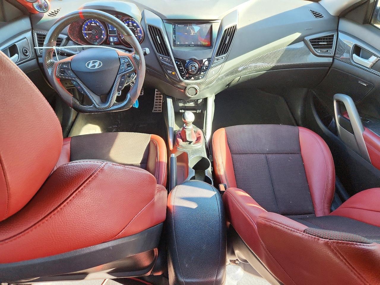 2014 Hyundai Veloster Turbo - zdjęcie 8
