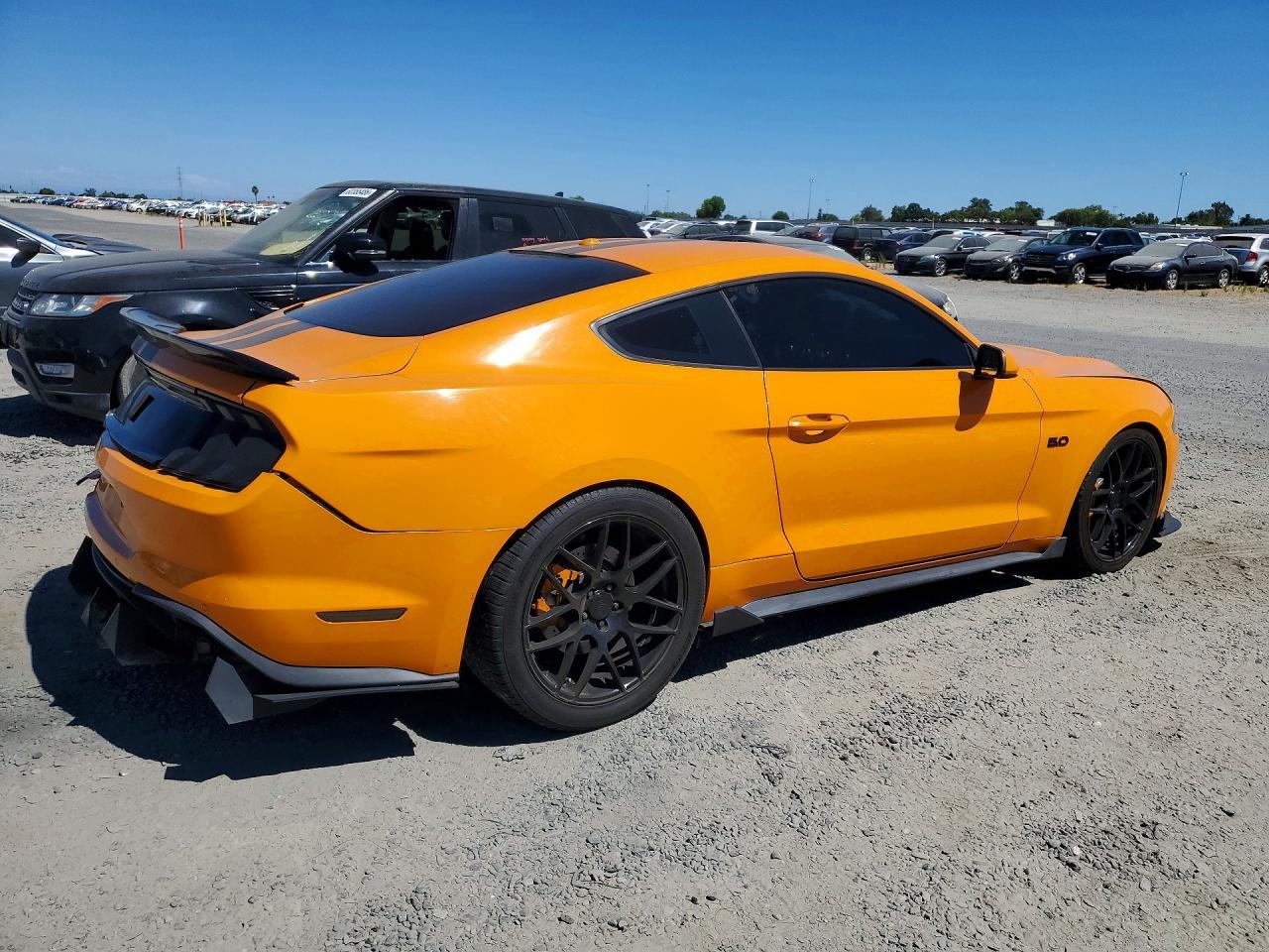 2018 Ford Mustang Gt - zdjęcie 3