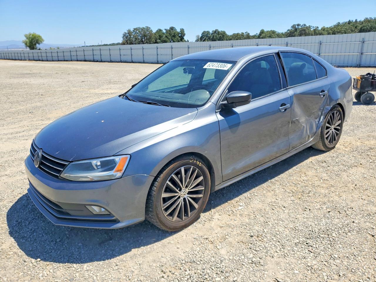 2016 Volkswagen Jetta Sport - zdjęcie główne