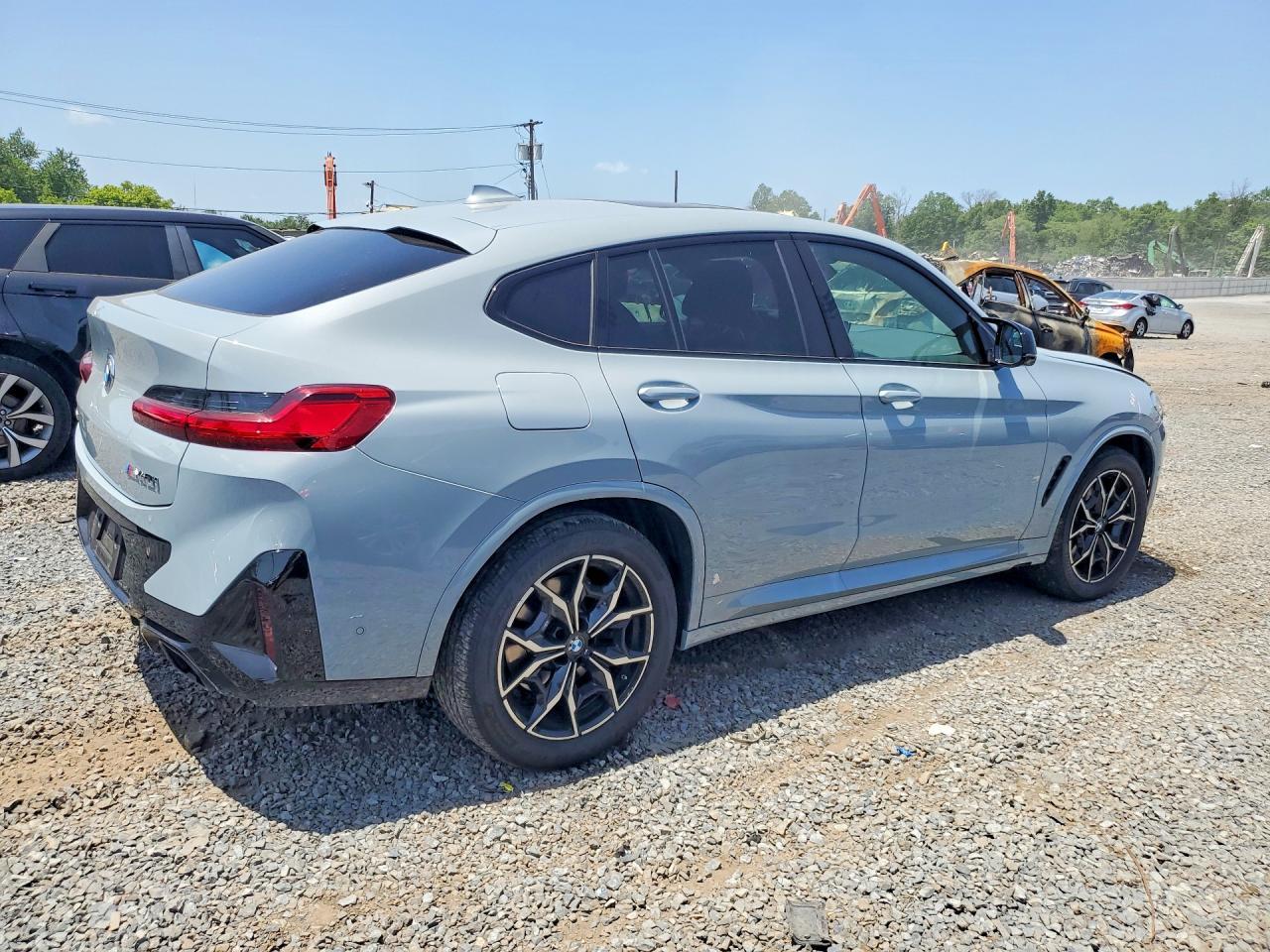 2025 BMW X4 M40I - zdjęcie 3