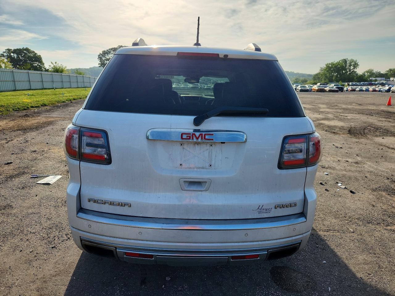 2016 GMC Acadia Denali - zdjęcie 6