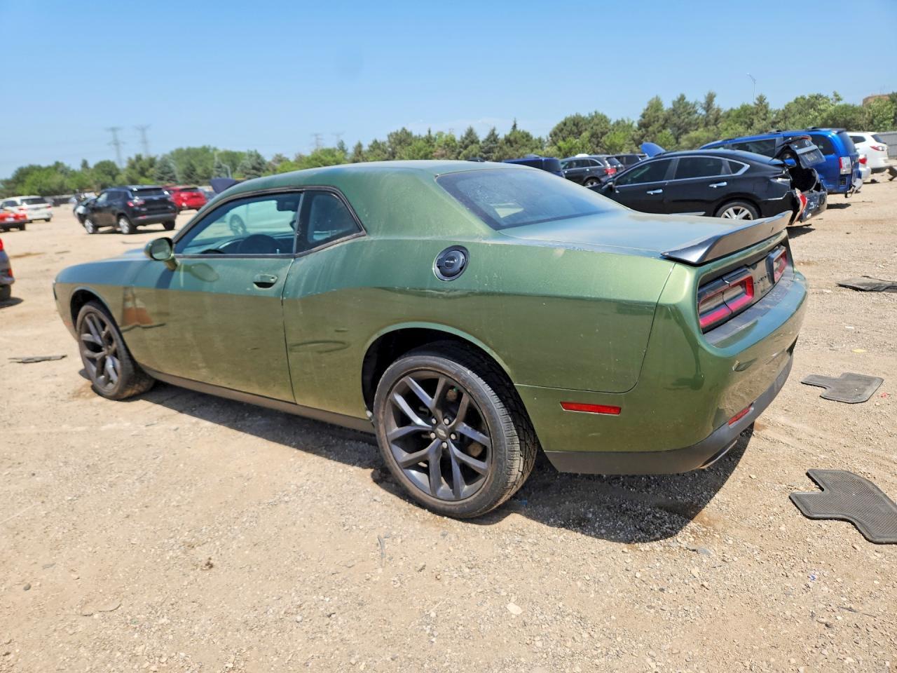 2022 Dodge Challenger Sxt - zdjęcie 2