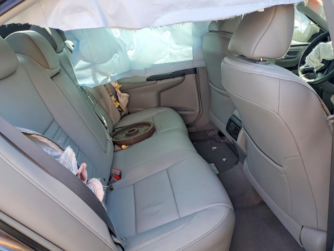 2015 Toyota Camry Xle - zdjęcie 10