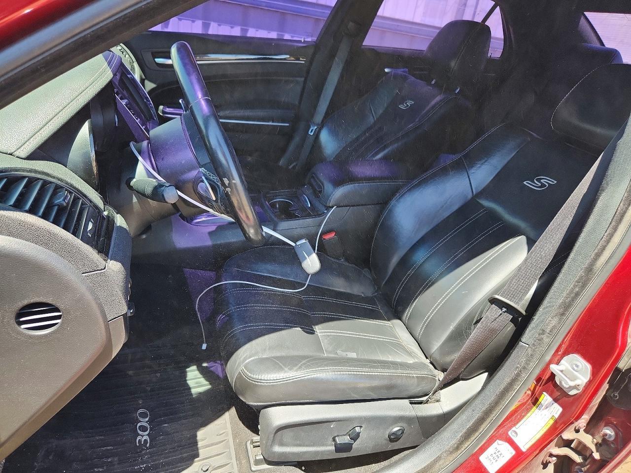 2019 Chrysler 300 S - zdjęcie 7