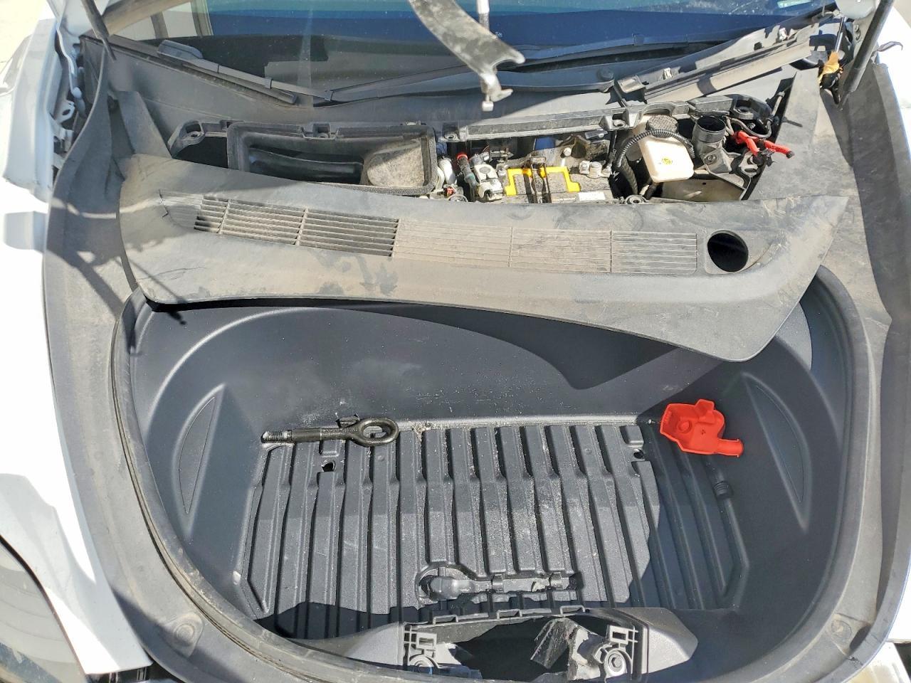 2022 Tesla Model 3 - zdjęcie 11