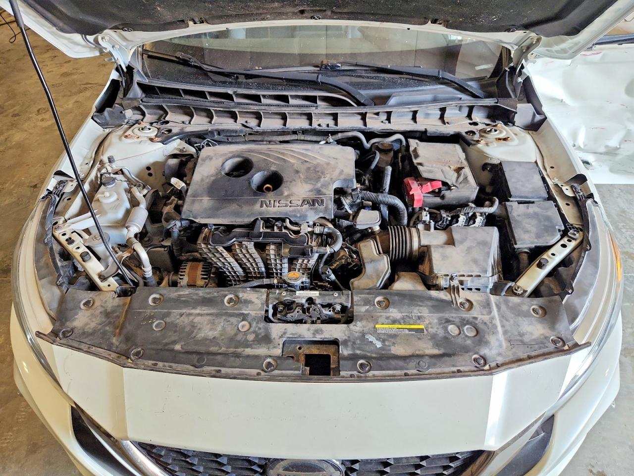 2020 Nissan Altima Sr - zdjęcie 11