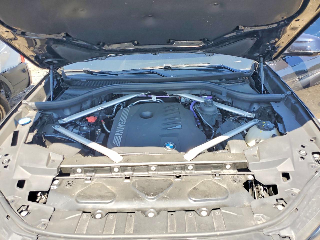 2025 BMW X6 xDrive40I - zdjęcie 11