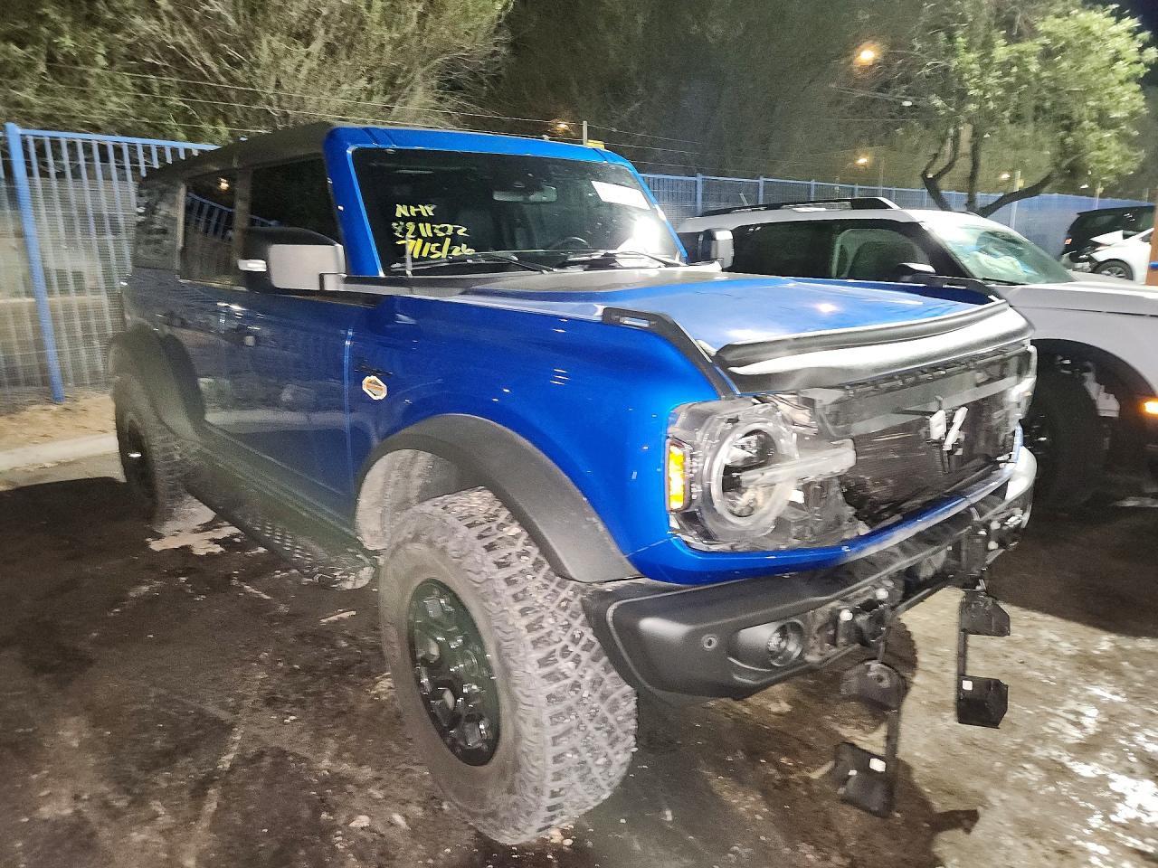 2023 Ford Bronco Base - zdjęcie 4
