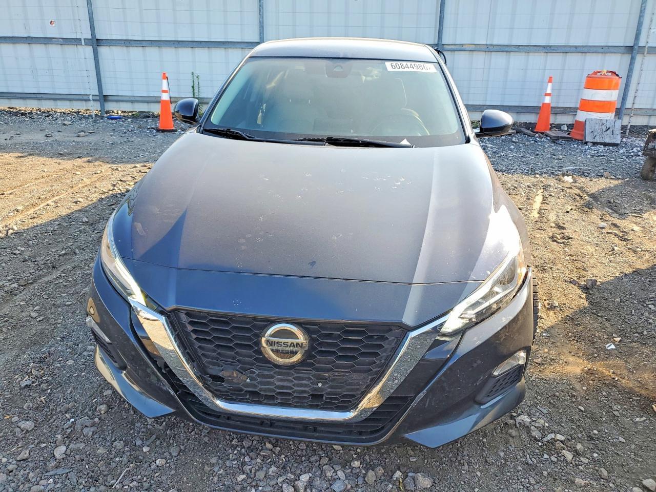 2021 Nissan Altima Sv - zdjęcie 5