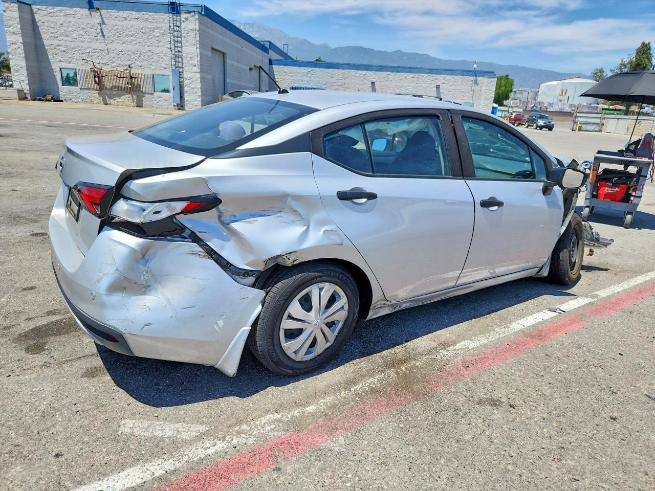 2021 Nissan Versa S - zdjęcie 3