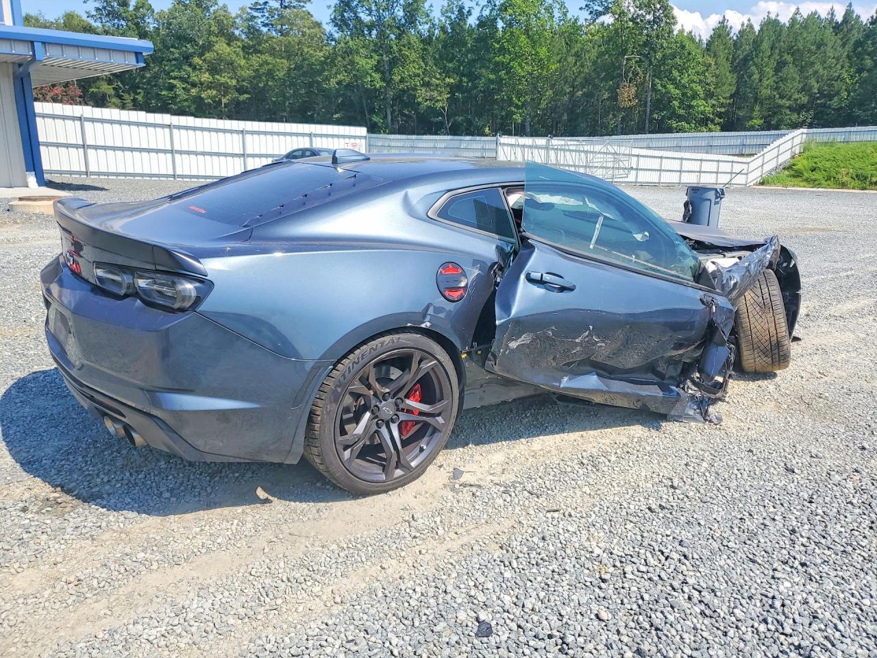 2022 Chevrolet Camaro Ss - zdjęcie 3
