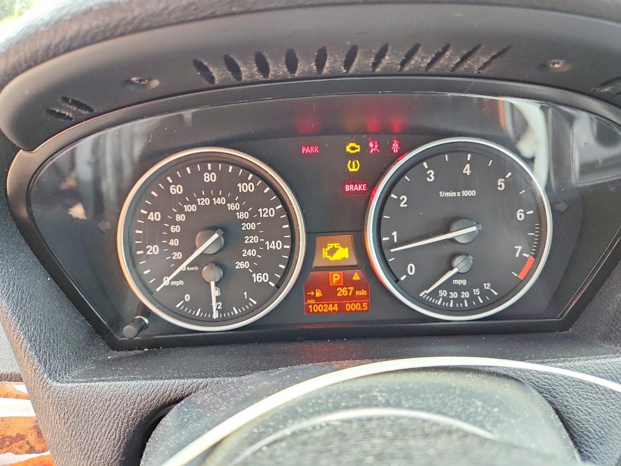 2013 BMW X5 xDrive50I - zdjęcie 9