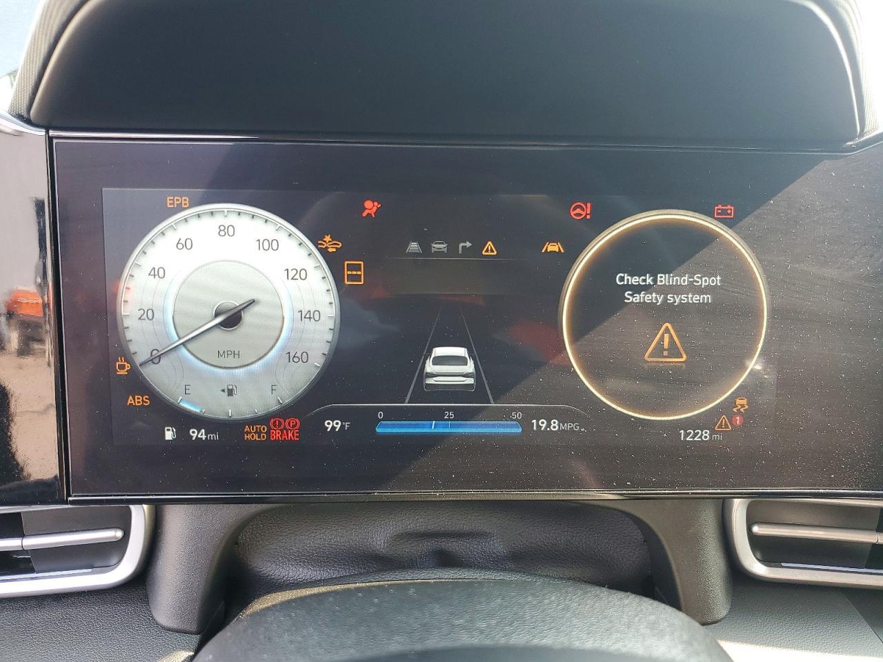 2026 Hyundai Elantra Limited - zdjęcie 9