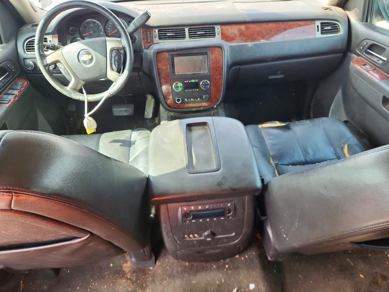 2013 Chevrolet Suburban K1500 Lt - zdjęcie 8