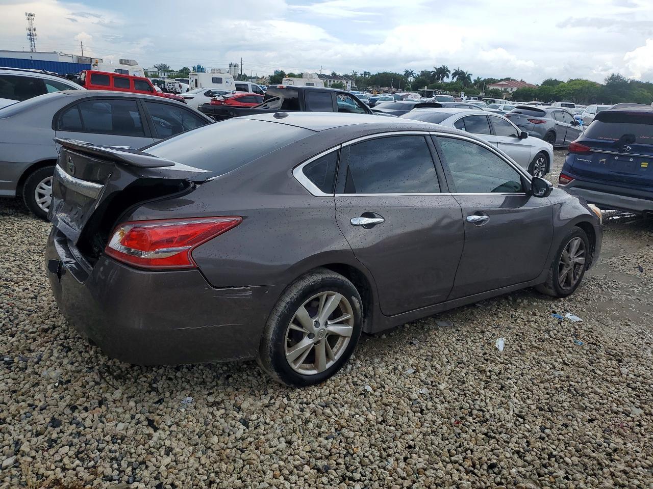 2013 Nissan Altima 2.5 - zdjęcie 3