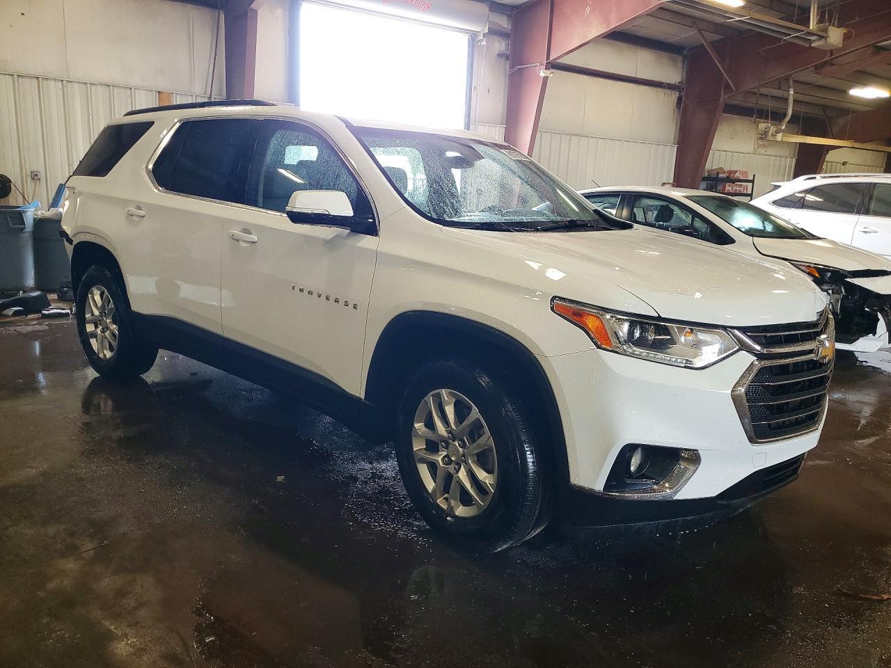 2019 Chevrolet Traverse Lt - zdjęcie 4