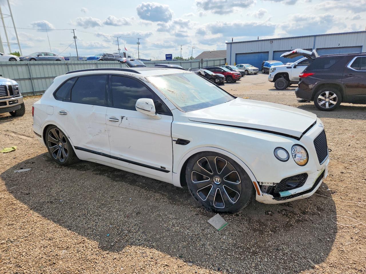 2020 Bentley Bentayga - zdjęcie 4