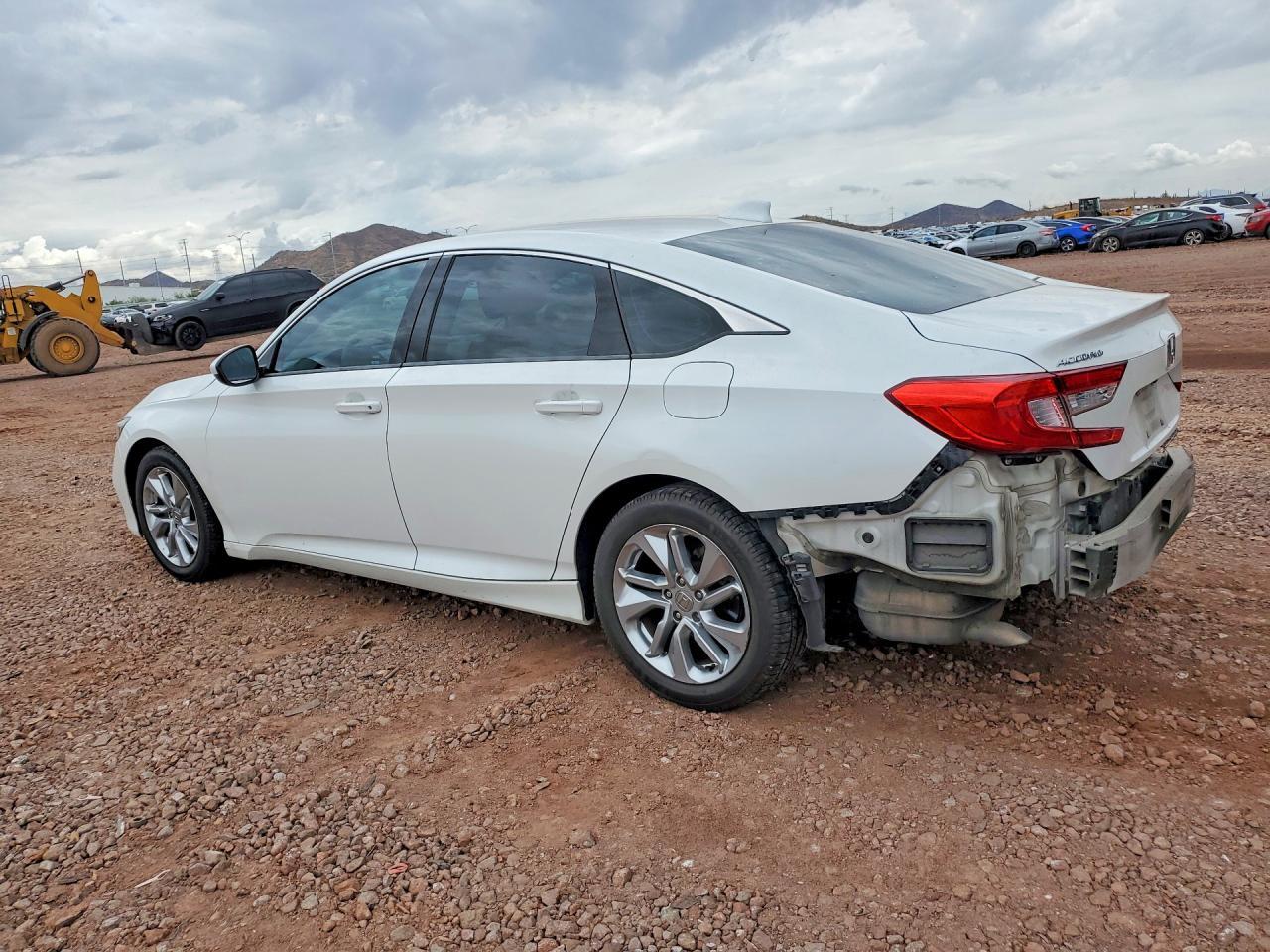 2018 Honda Accord Lx - zdjęcie 2