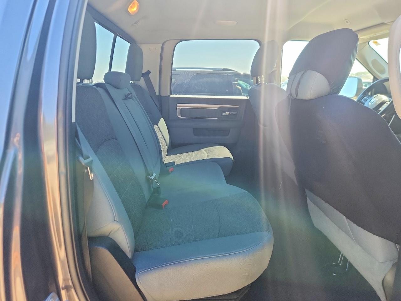 2018 Ram 1500 Slt - zdjęcie 10
