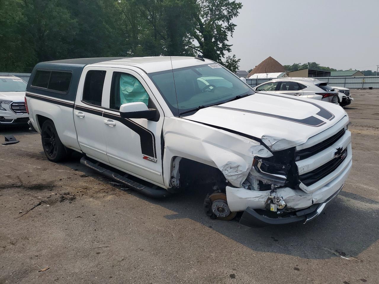 2017 Chevrolet Silverado K1500 Lt - zdjęcie 4