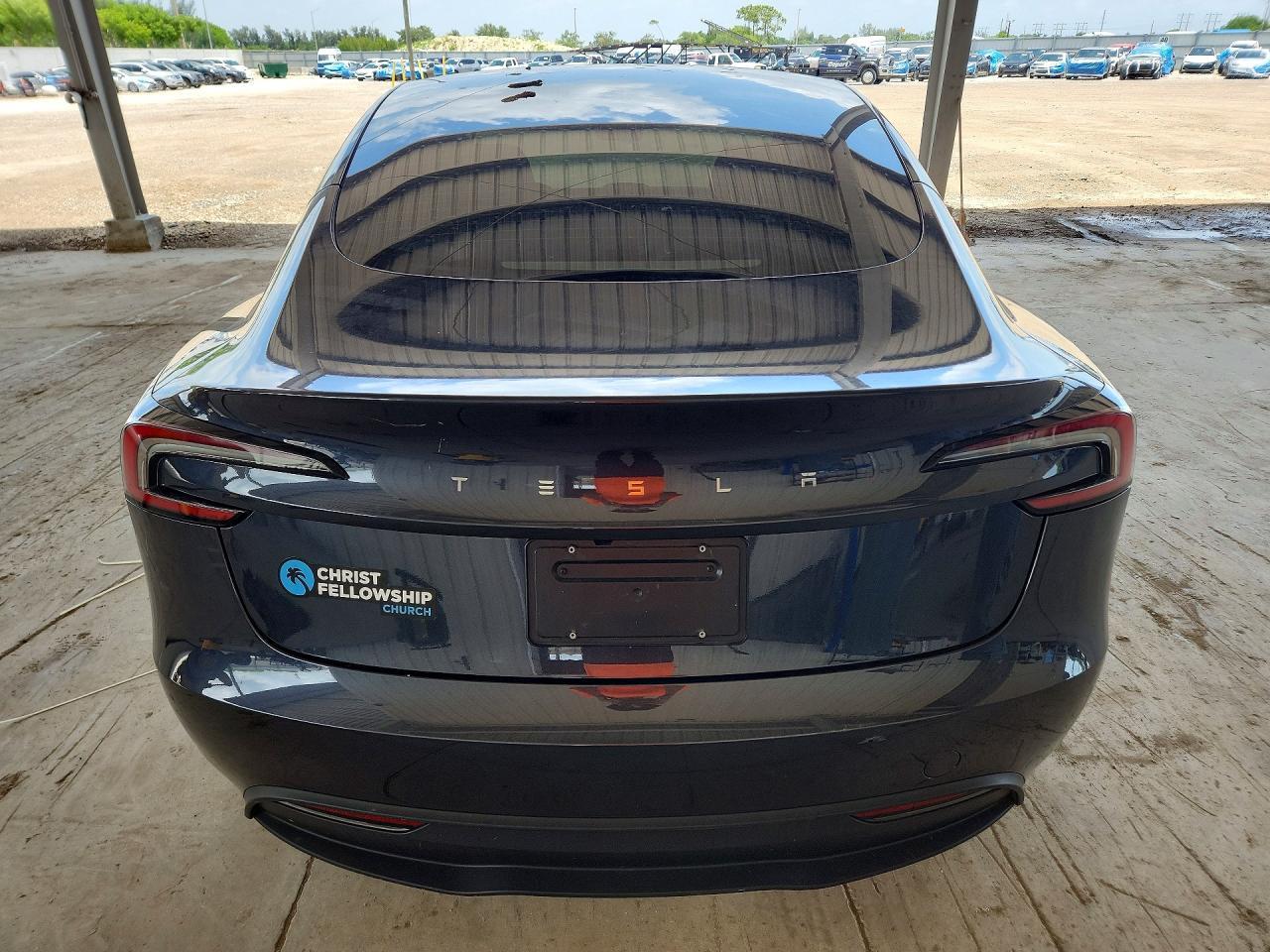 2025 Tesla Model 3 - zdjęcie 6