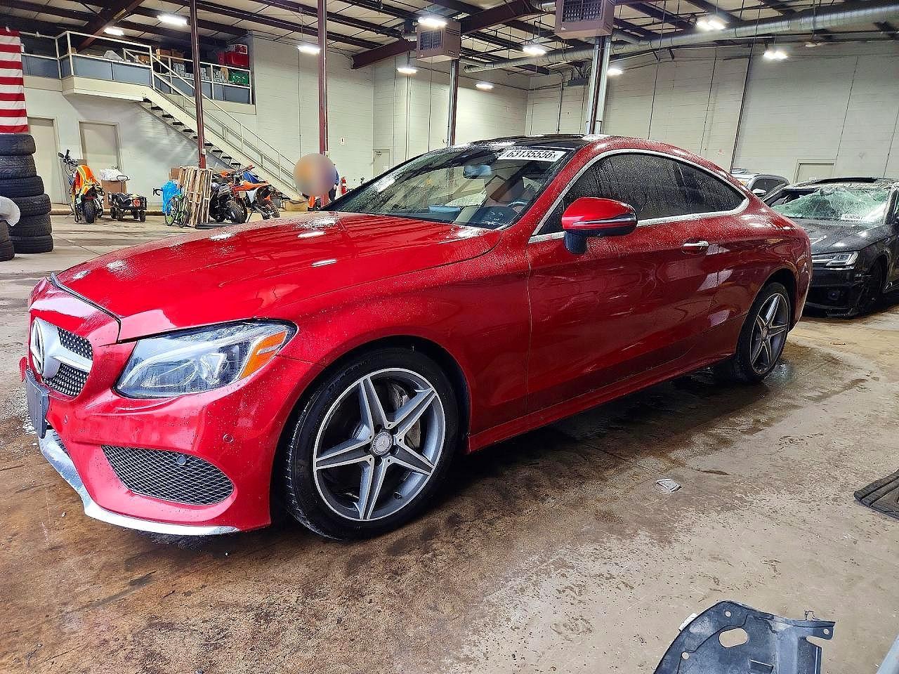2017 Mercedes-Benz C 300 4Matic - zdjęcie główne