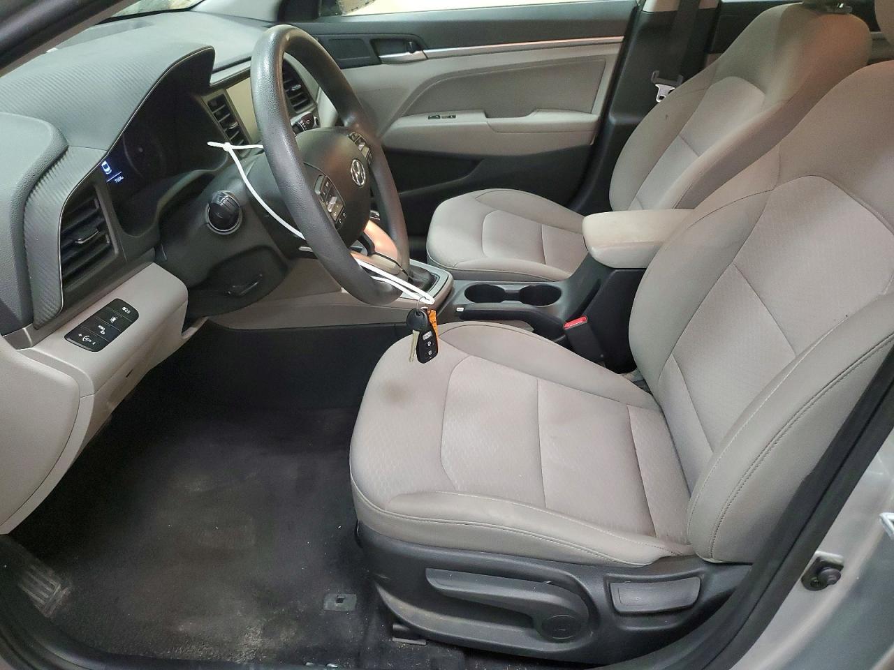 2020 Hyundai Elantra Sel - zdjęcie 7