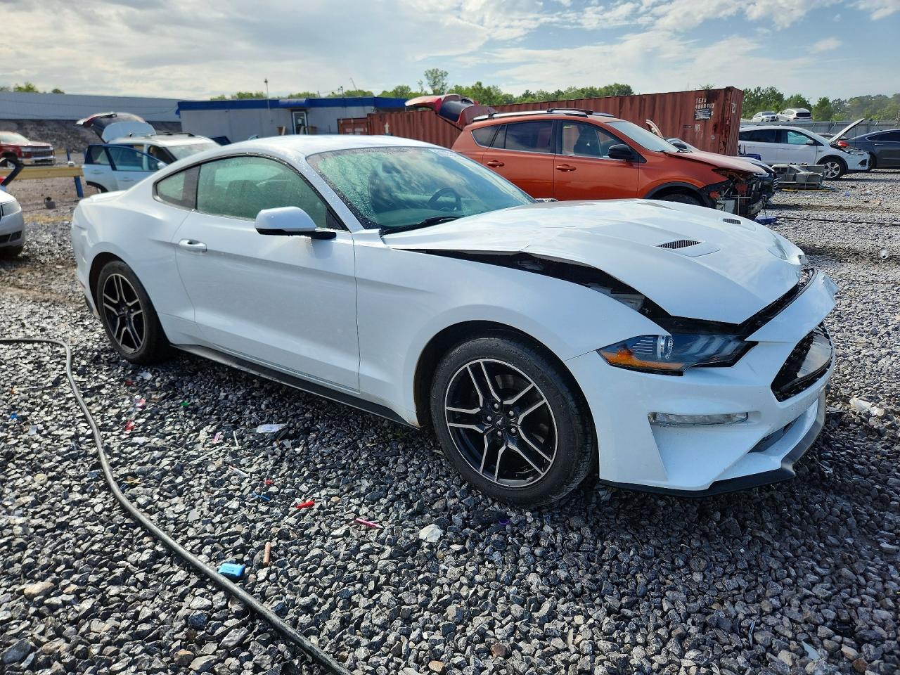 2018 Ford Mustang - zdjęcie 4