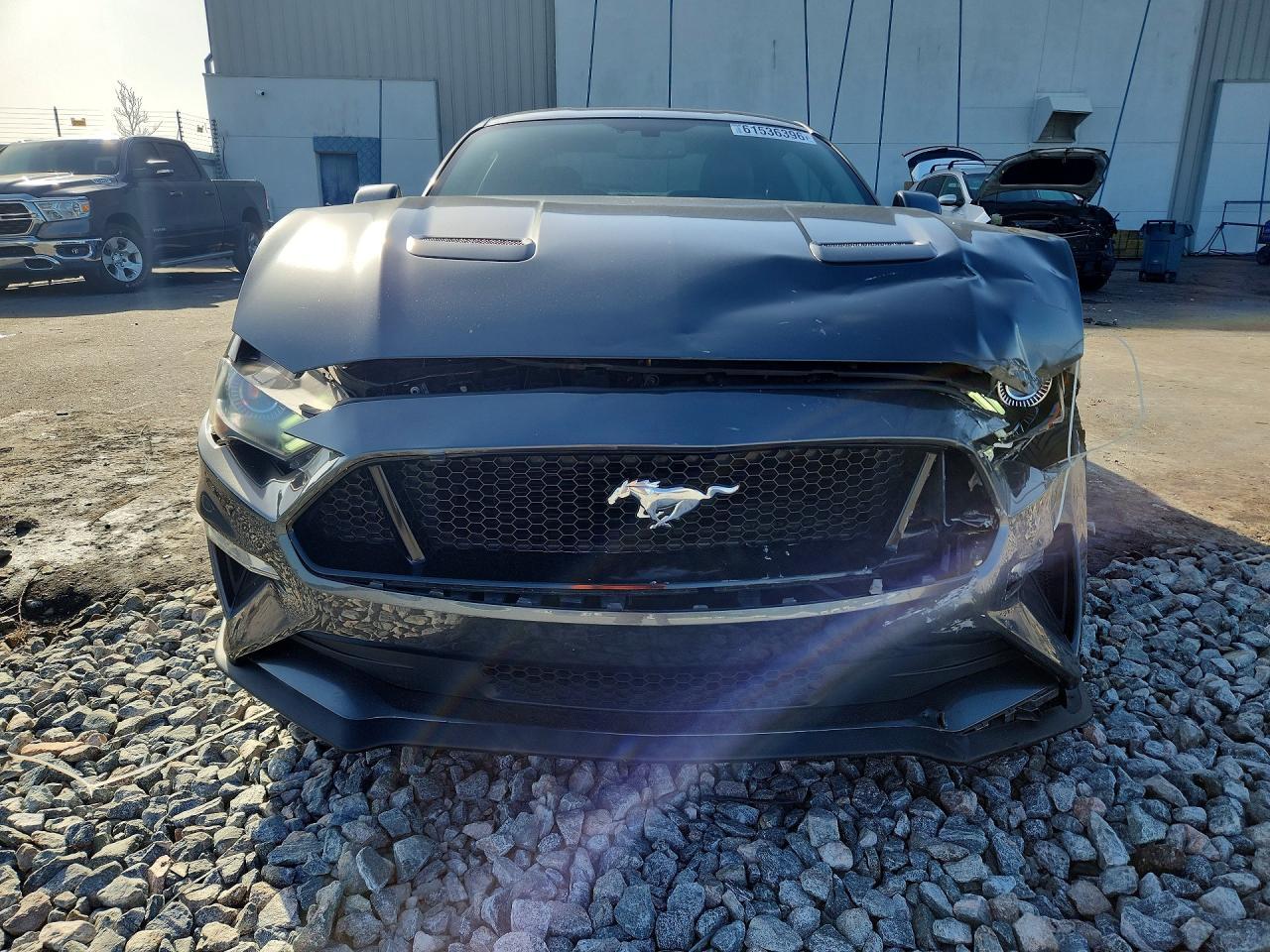 2020 Ford Mustang Gt - zdjęcie 5