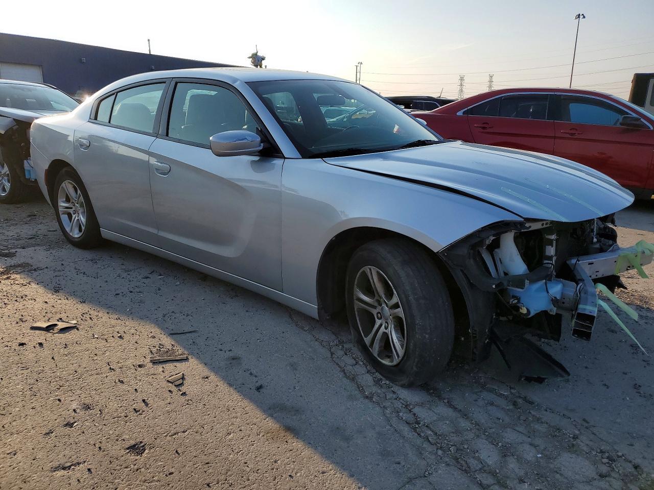 2020 Dodge Charger Sxt - zdjęcie 4