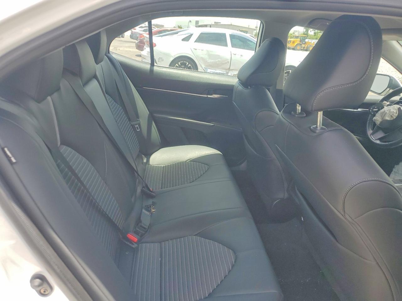 2023 Toyota Camry Se - zdjęcie 10