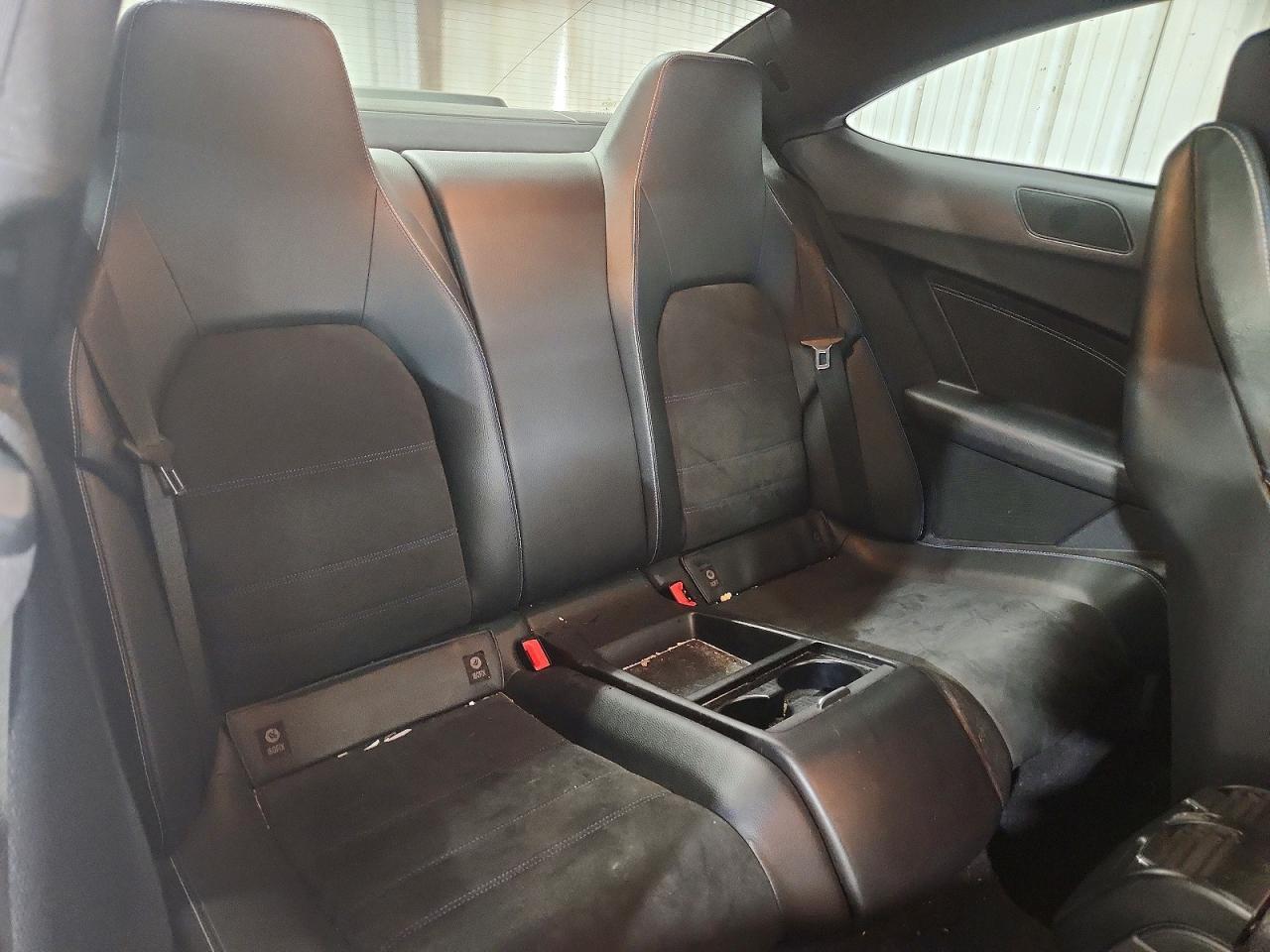 2015 Mercedes-Benz C 250 - zdjęcie 10
