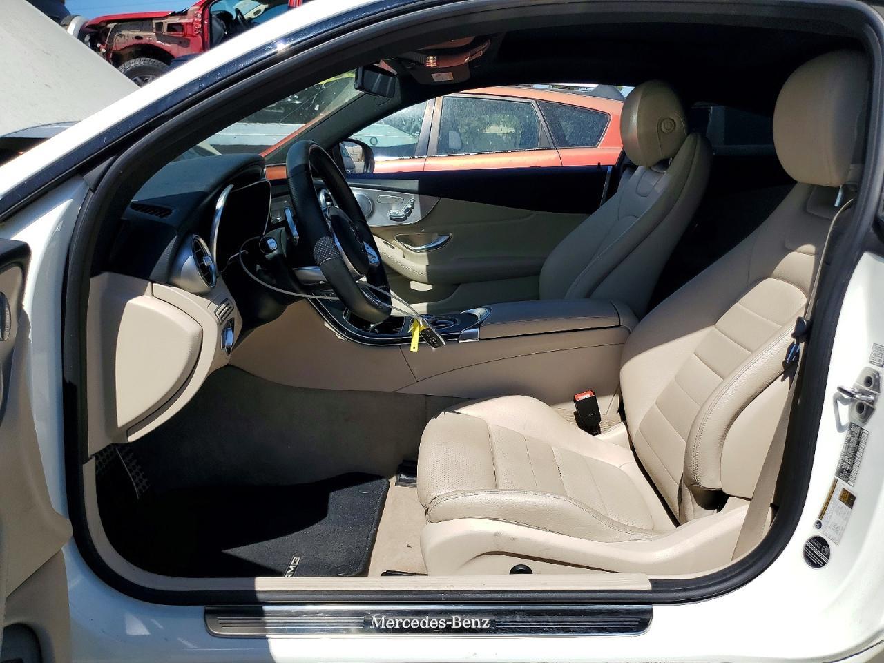 2019 Mercedes-Benz C 300 - zdjęcie 7