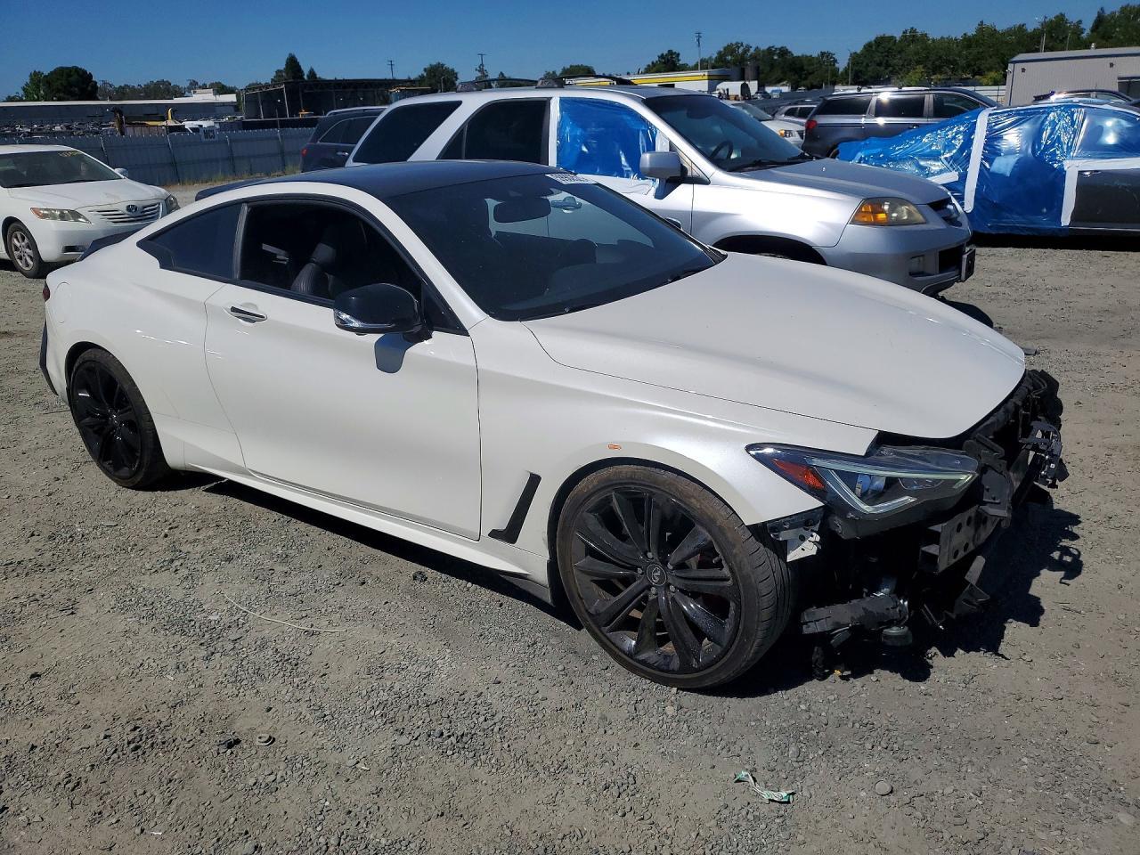 2021 Infiniti Q60 Red Sport 400 - zdjęcie 4