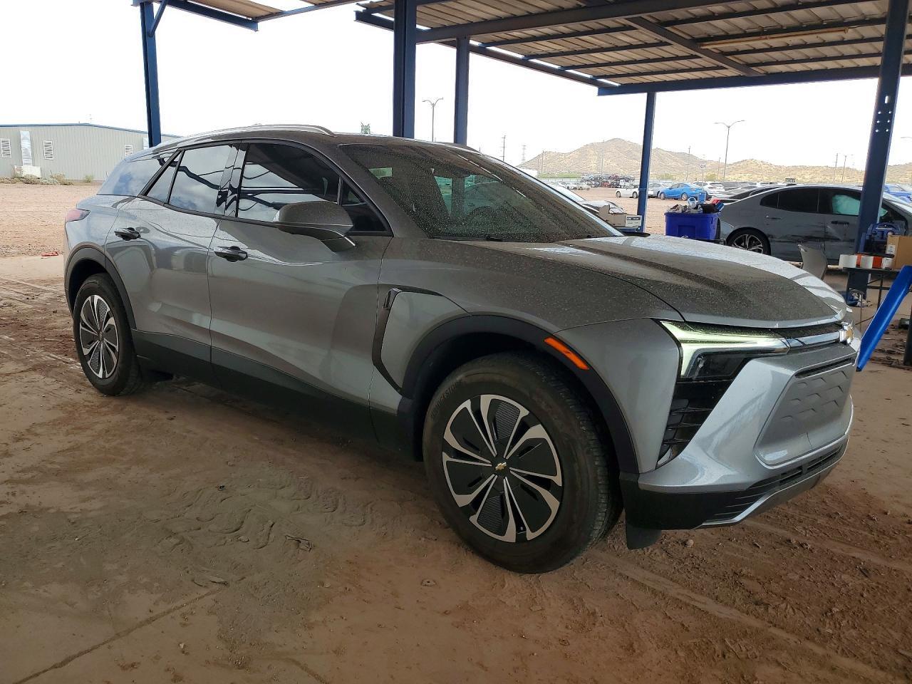 2025 Chevrolet Blazer Lt - zdjęcie 4