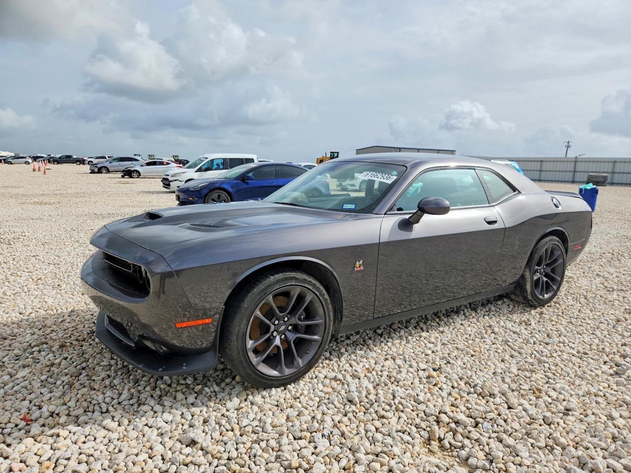 2023 Dodge Challenger R/T Scat Pack - zdjęcie główne