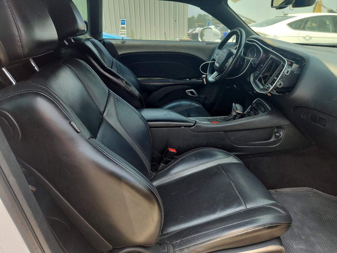 2016 Dodge Challenger Sxt - zdjęcie 10