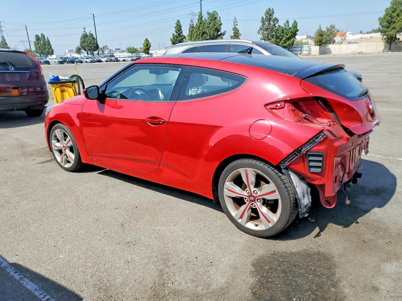 2014 Hyundai Veloster Base - zdjęcie 2