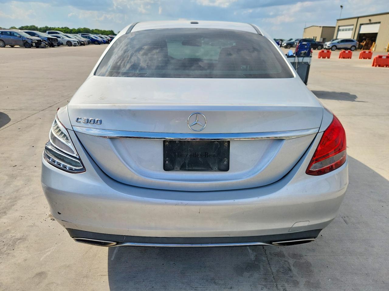 2016 Mercedes-Benz C 300 - zdjęcie 6