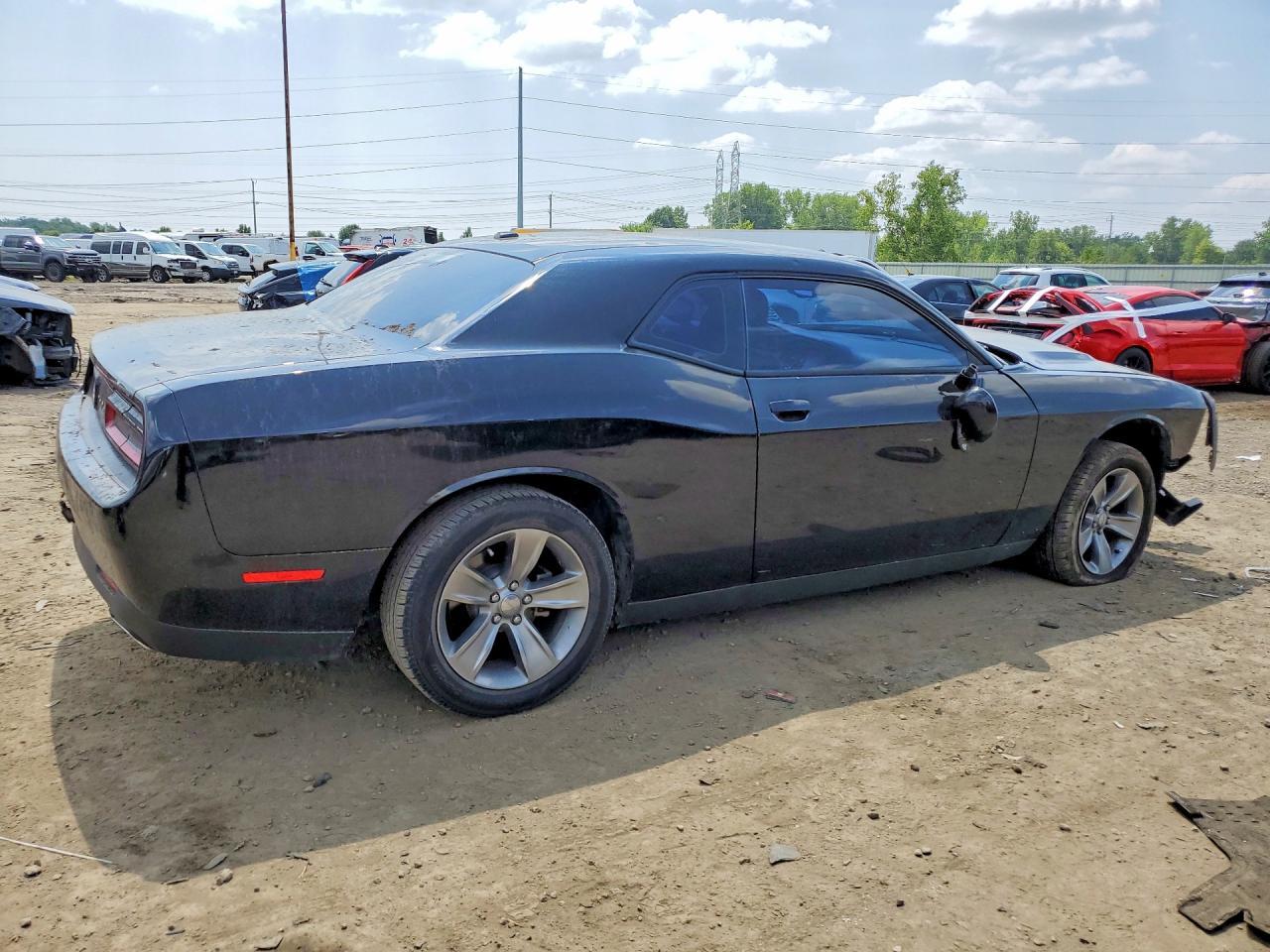 2015 Dodge Challenger Sxt - zdjęcie 3