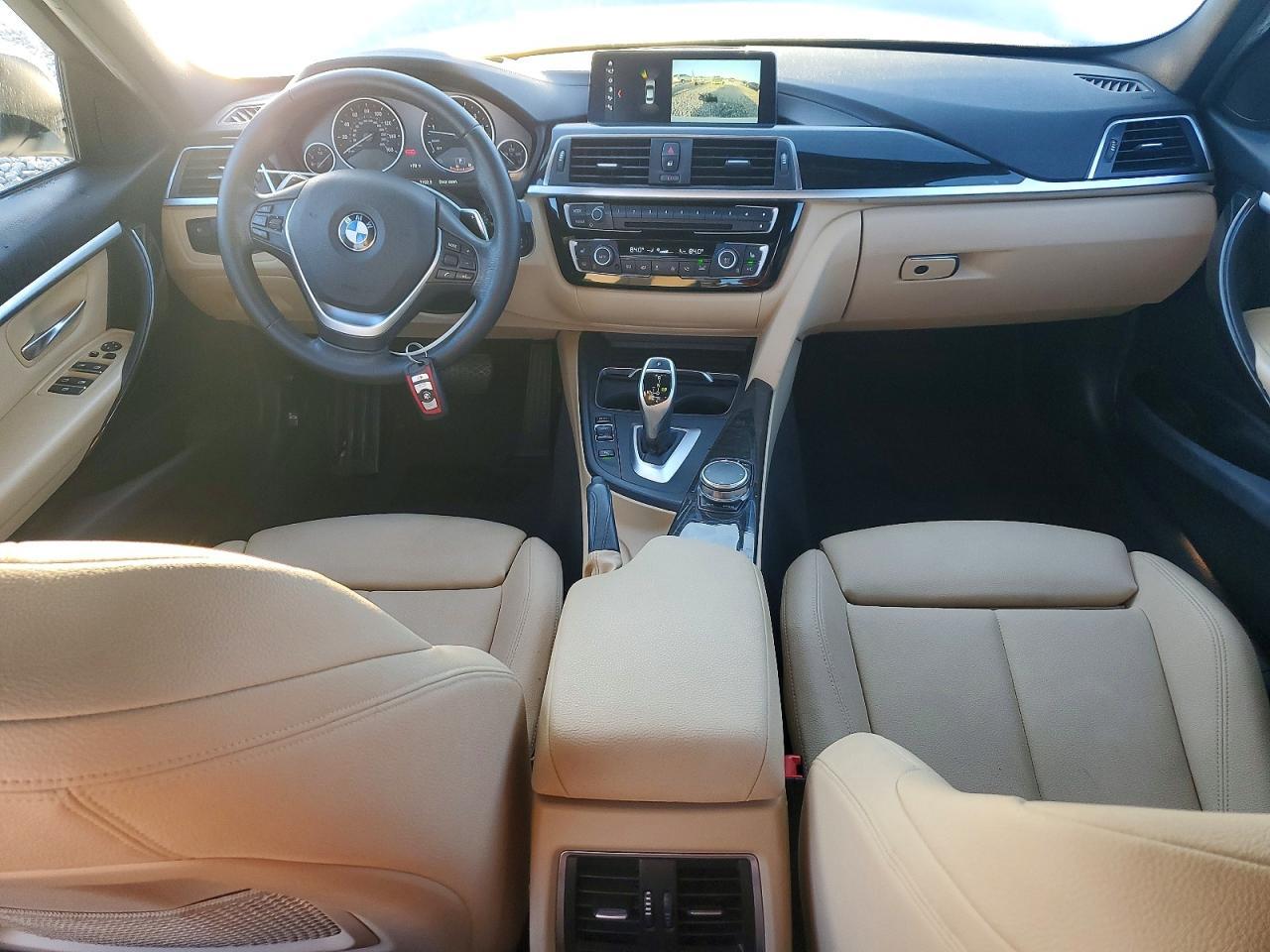 2018 BMW 330 I - zdjęcie 8