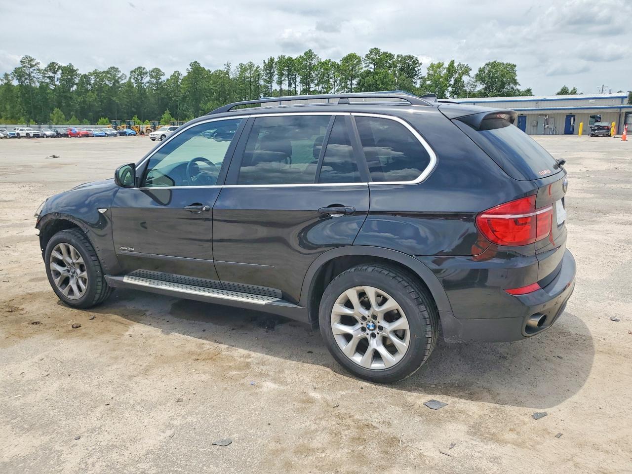2013 BMW X5 xDrive35I - zdjęcie 2