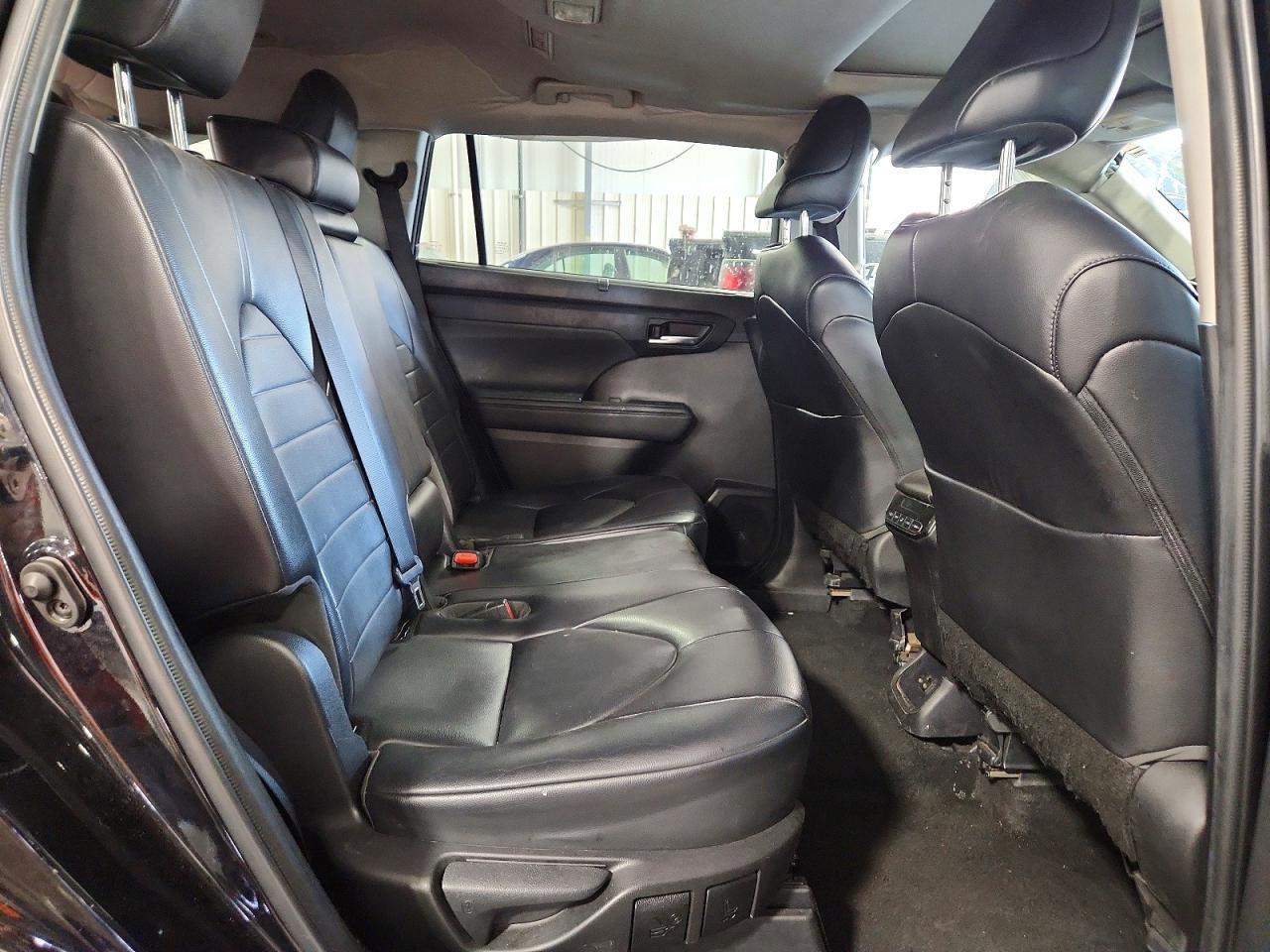 2022 Toyota Highlander Xle - zdjęcie 11
