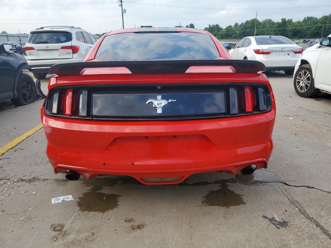 2016 Ford Mustang - zdjęcie 6