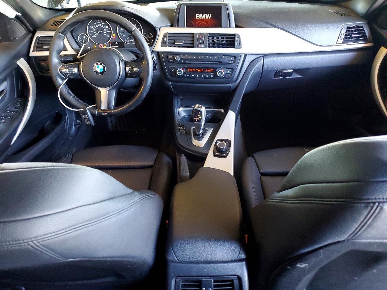 2014 BMW 320 I - zdjęcie 8